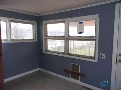 657 Cherry St, Marion, OH 43302 photo 9