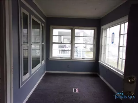 657 Cherry St, Marion, OH 43302 photo 2