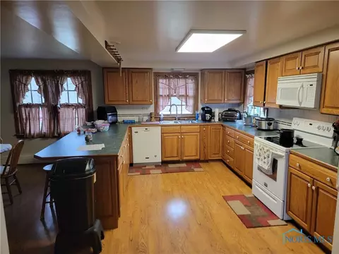 855 Flat Rock Dr, Paulding, OH 45879 photo 4