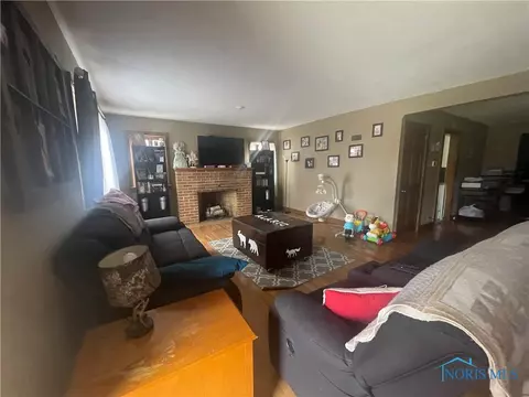 504 N Cherry St, Paulding, OH 45879 photo 5