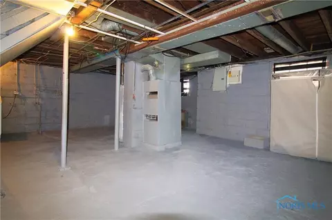 1130 Upton Ave, Toledo, OH 43607 photo 17