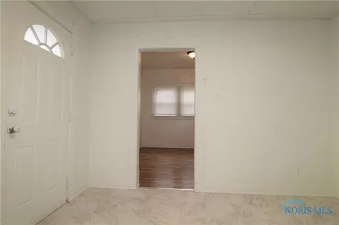 1130 Upton Ave, Toledo, OH 43607 photo 9