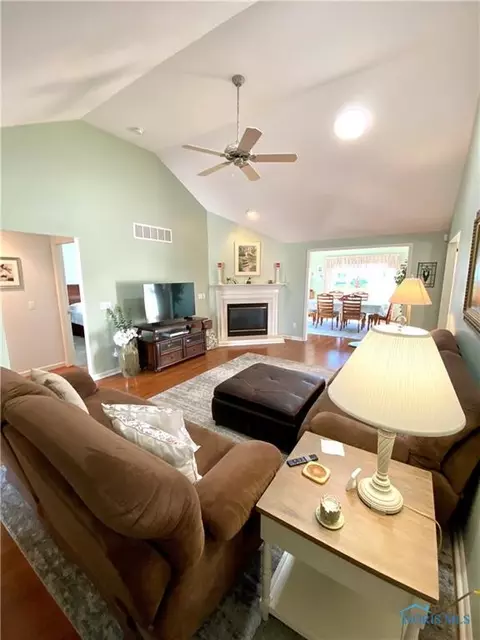 4318 Waterbend Dr, Maumee, OH 43537 photo 10