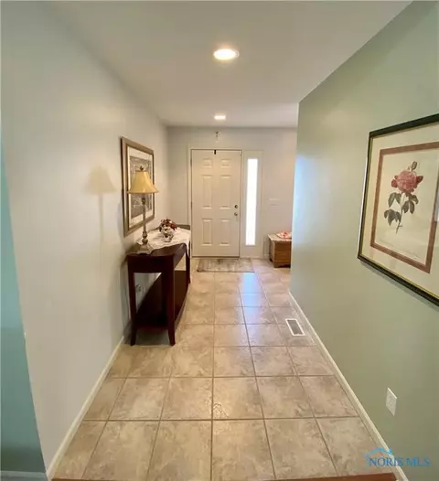 4318 Waterbend Dr, Maumee, OH 43537 photo 8