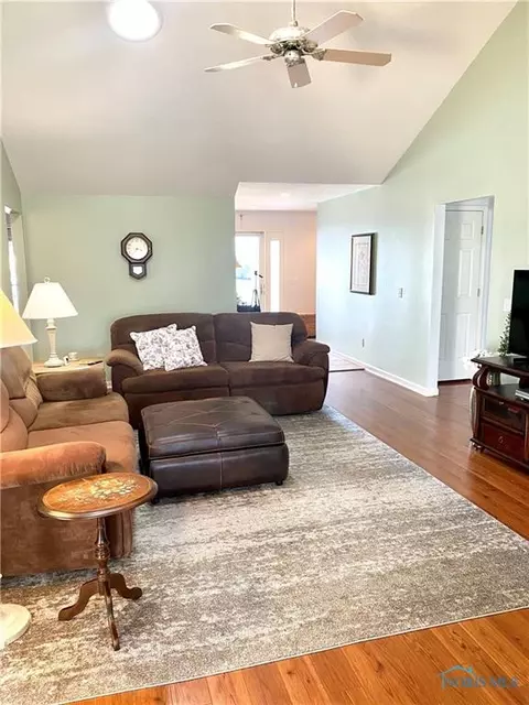 4318 Waterbend Dr, Maumee, OH 43537 photo 12