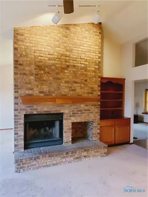 1365 Pinehurst Dr, Defiance, OH 43512 photo 8
