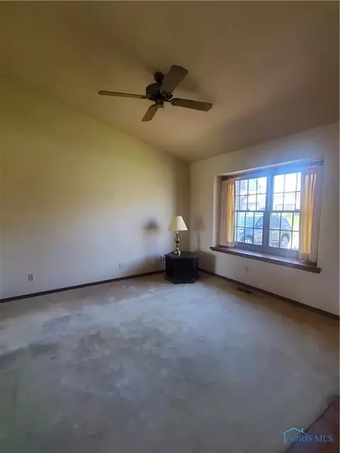 1365 Pinehurst Dr, Defiance, OH 43512 photo 12