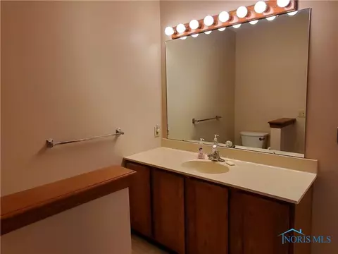 1365 Pinehurst Dr, Defiance, OH 43512 photo 14