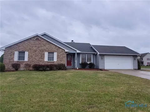 1365 Pinehurst Dr, Defiance, OH 43512 photo 1