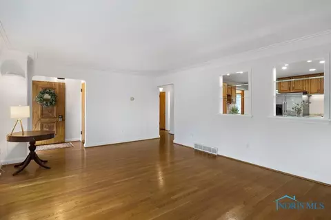 1032 Craig Rd, Maumee, OH 43537 photo 10
