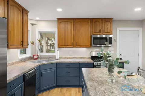 1032 Craig Rd, Maumee, OH 43537 photo 14