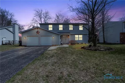 3912 Farmbrook Dr, Sylvania, OH 43560 photo 1