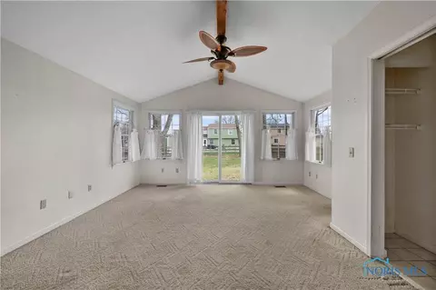 3912 Farmbrook Dr, Sylvania, OH 43560 photo 12
