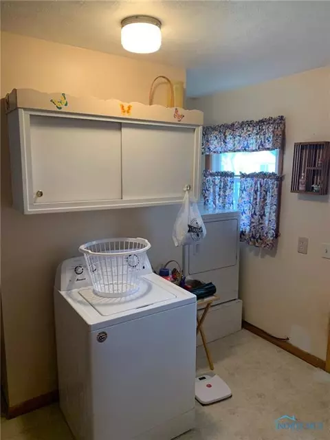 730 E Mulberry St, Bryan, OH 43506 photo 11