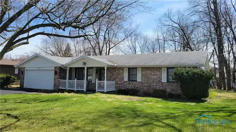 333 Hillshafer Dr, Findlay, OH 45840