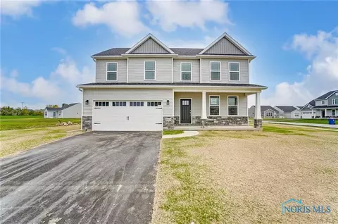 5015 Island Park Blvd, Sylvania, OH 43560