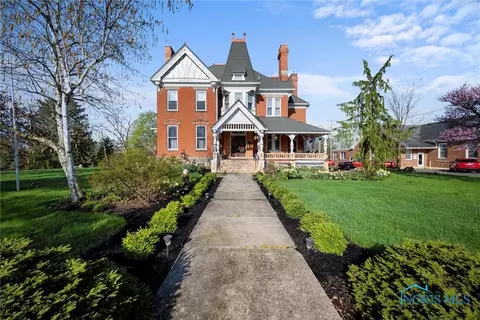 17777 Beaver St, Grand Rapids, OH 43522