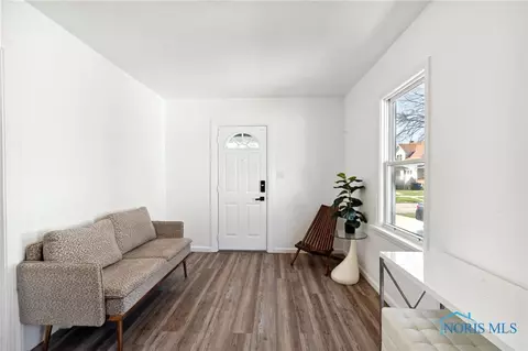 632 Evesham Ave, Toledo, OH 43607 photo 8