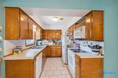 21153 Euler Rd, Weston, OH 43569 photo 9