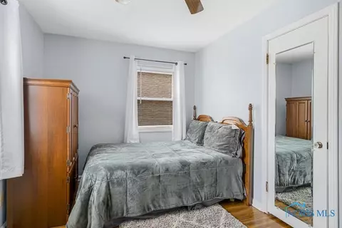 903 Independence Rd, Toledo, OH 43607 photo 17