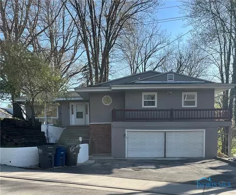 1924 Green Valley Dr, Toledo, OH 43614
