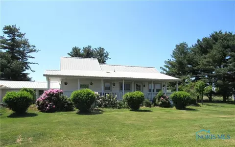 5869 County Road 4, Swanton, OH 43558