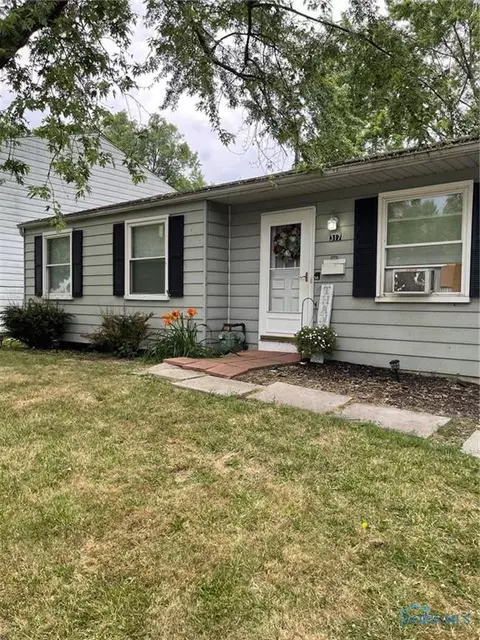 317 Ivanhill Rd, Toledo, OH 43615