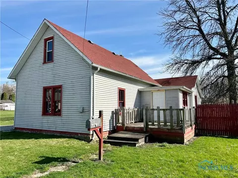 417 Elm St, Hicksville, OH 43526
