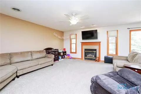 405 Basel St, Bluffton, OH 45817 photo 5