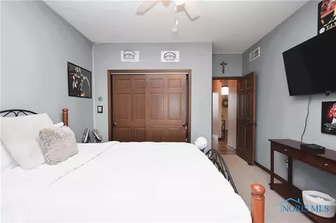 7733 Shoemaker Dr, Waterville, OH 43566 photo 38