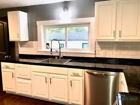 120 S Buckeye St, Dunkirk, OH 45836 photo 11