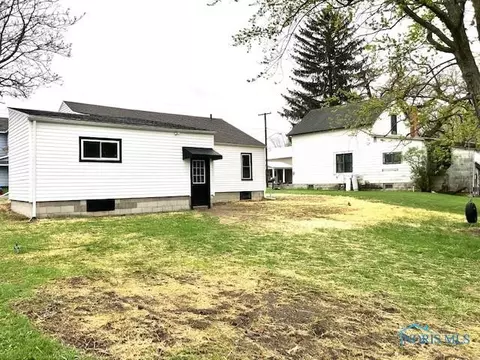 120 S Buckeye St, Dunkirk, OH 45836 photo 4