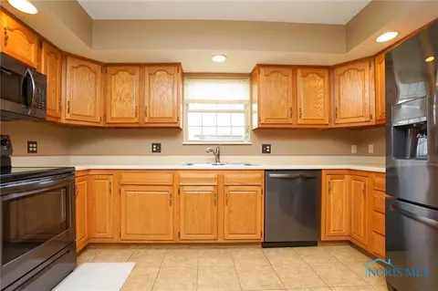 832 Sunset Dr, Findlay, OH 45840 photo 13