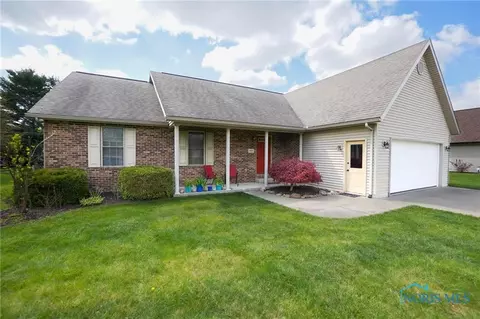 832 Sunset Dr, Findlay, OH 45840 photo 2