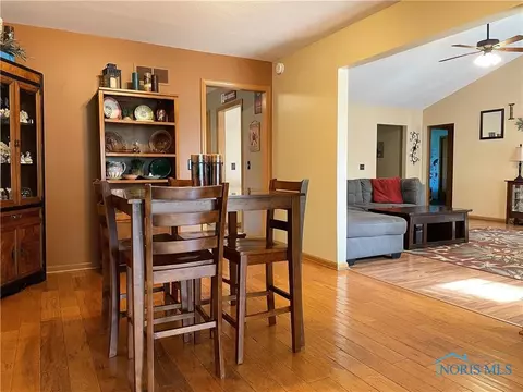 832 Sunset Dr, Findlay, OH 45840 photo 17