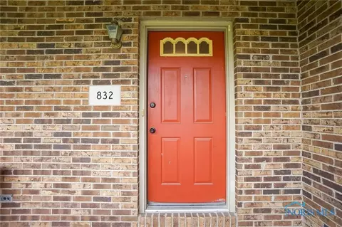 832 Sunset Dr, Findlay, OH 45840 photo 5