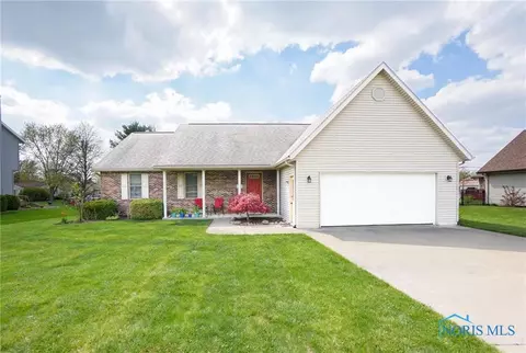 832 Sunset Dr, Findlay, OH 45840