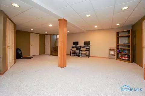 832 Sunset Dr, Findlay, OH 45840 photo 36
