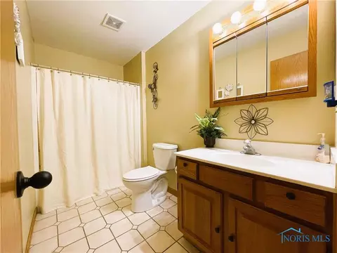 832 Sunset Dr, Findlay, OH 45840 photo 27