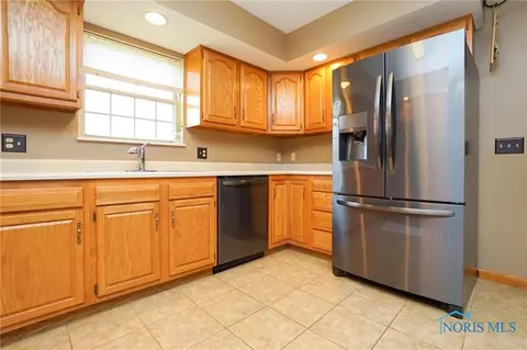 832 Sunset Dr, Findlay, OH 45840 photo 14