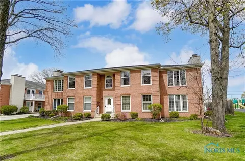 1932 Queenswood Dr #U-7, Findlay, OH 45840