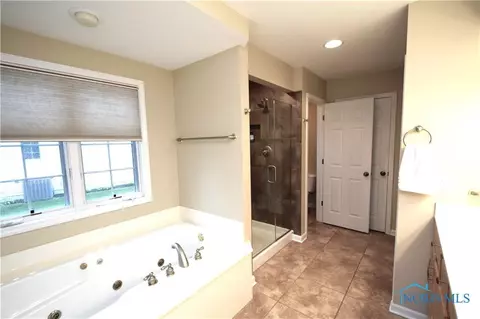 2541 Spruce Loop Rd, Sylvania, OH 43560 photo 28