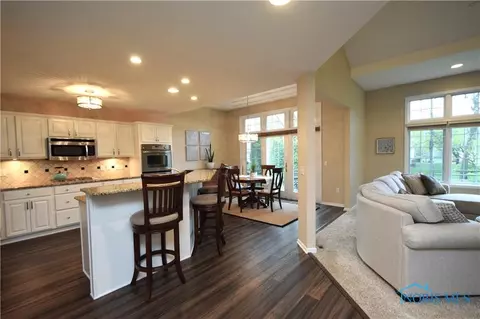 2541 Spruce Loop Rd, Sylvania, OH 43560 photo 17