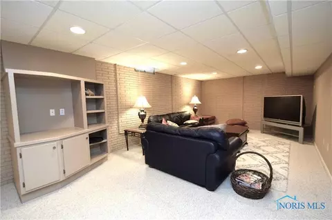 2541 Spruce Loop Rd, Sylvania, OH 43560 photo 47