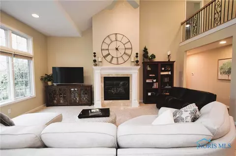 2541 Spruce Loop Rd, Sylvania, OH 43560 photo 13
