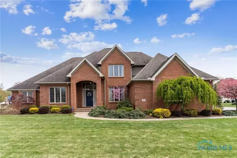 645 Meadowview Dr, Findlay, OH 45840
