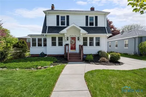 3309 Mapleway Dr, Toledo, OH 43614
