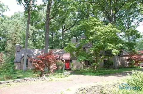 3010 Hasty Rd, Toledo, OH 43615