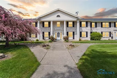 5526 Heatherdowns Blvd #5, Toledo, OH 43614