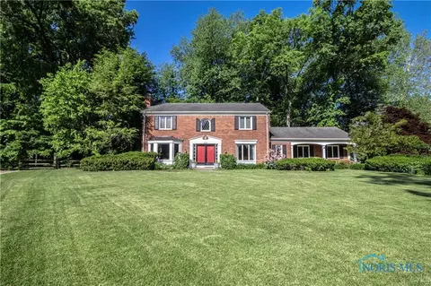 3459 Shakespeare Ln, Toledo, OH 43615